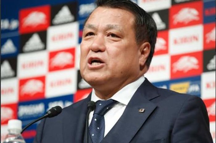 Presiden Asosiasi Sepak Bola Jepang, Kozo Tashima, dinyatakan positif terinfeksi virus corona, Selasa (17/3/2020) waktu setempat.