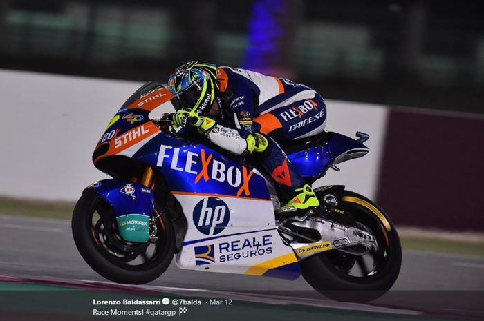 Aksi Lorenzo Baldassarri pada seri Moto2 Qatar 2020, Minggu (8/3/2020)