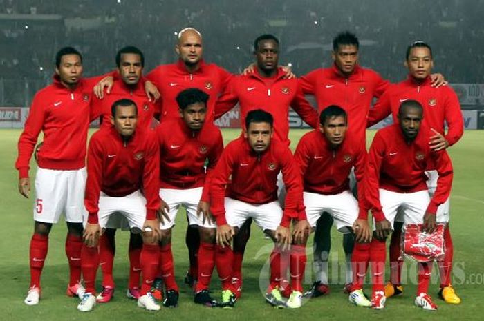 Skuad timnas Indonesia dalam laga kontra Arab Saudi di Stadion Utama Gelora Bung Karno (SUGBK), Jakarta, Sabtu (23/3/2013).