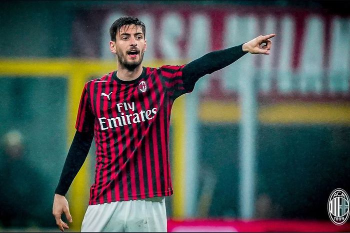 Pemain bertahan AC Milan, Matteo Gabbia.