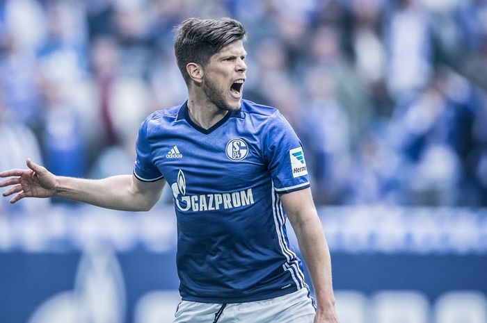 Klaas-Jan Huntelaar, pernah mencetak banyak gol bersama Schalke 04 di Bundesliga.