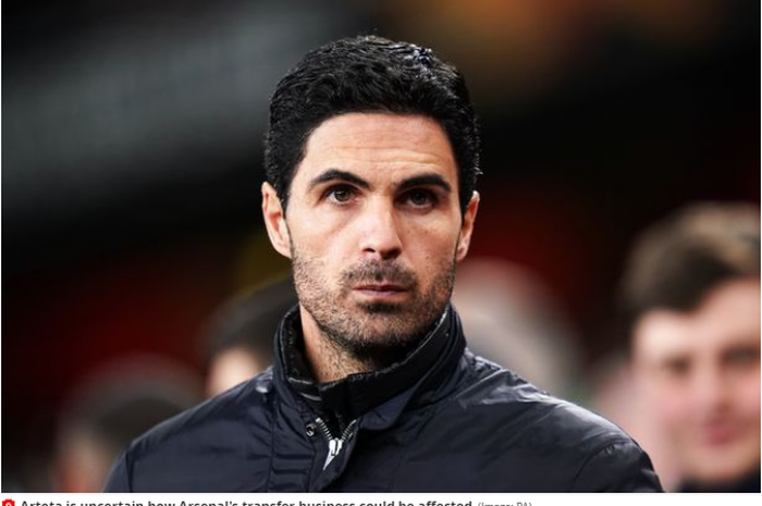 Pelatih Arsenal, Mikel Arteta, saat sedang mendampingi klubnya, Arsenal, dalam sebuah pertandingan.