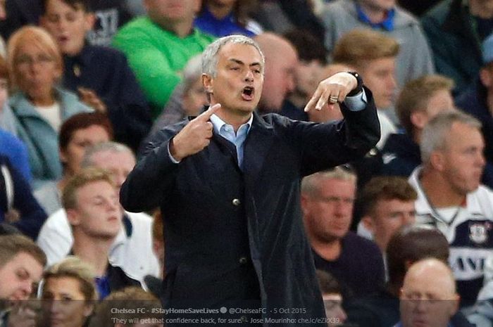 Jose Mourinho saat masih melatih Chelsea.