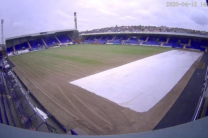 Stadion Prenton Park milik Tranmere Rovers sedang merenovasi lapangan dengan didanai Grup Santini dari Indonesia.