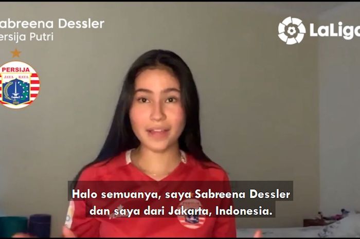 Pesepakbola wanita Indonesia, Sabreena Dessler, menjadi salah satu wakil Indonesia yang bersatu dengan pemain sepak bola wanita Spanyol  untuk merayakan Hari Kartini