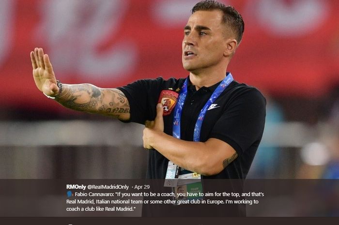 Legenda tim nasional Italia yang kini membela klub Liga Super China, Guangzhou Evergrande, Fabio Cannavaro.