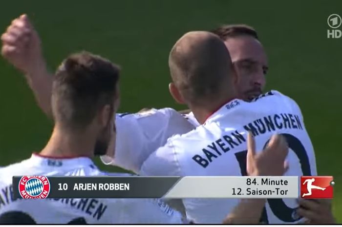 Arjen Robben dan Franck Ribery menjadi bintang dalam duel klasik Bayern Muenchen kontra St. Pauli di Bundesliga, 7 Mei 2011.