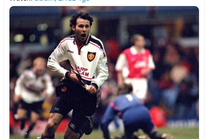 Gelandang asal Wales, Ryan Giggs, saat merayakan golnya untuk Manchester United saat melawan Arsenal.