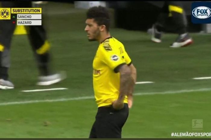 Pemain sayap Borussia Dortmund, Jadon Sancho, saat tampil menghadapi Schalke dalam lanjutan Bundesliga, 19 Mei 2020.