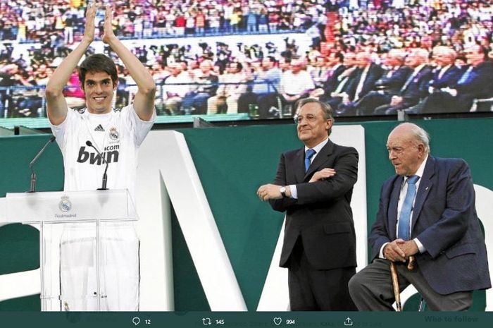 Ricardo Kaka saat dikenalkan sebagai pemain baru Real Madrid pada 2009.