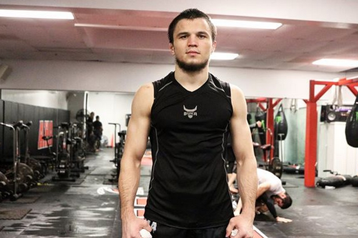 Sepupu Khabib Nurmagomedov, Umar Nurmagomedov, bakal lakukan debut UFC (25/7/2020) hadapi Nathaniel Wood.