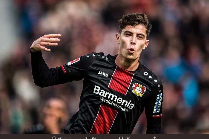 Gelandang serang Bayer Leverkusen, Kai Havertz, dirumorkan akan bergabung ke Chelsea.