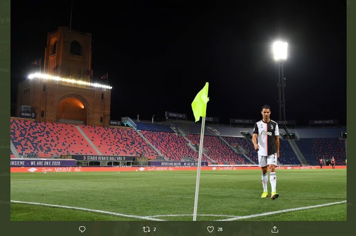 Cristiano Ronaldo saat membela Juventus menghadapi Bologna dalam lanjutan Liga Italia di Renato Dall'Ara, 22 Juni 2020.