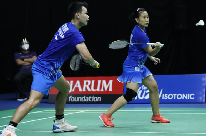 Pasangan ganda campuran Indonesia, Rinov Rivaldy/Pitha Haningtyas Mentari, ketika beraksi pada ajang PBSI Home Tournament, Rabu (1/7/2020)