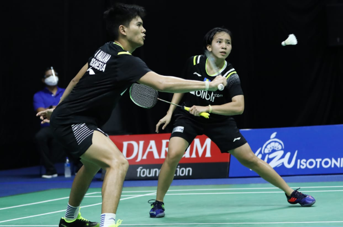 Pasangan ganda campuran Indonesia, Adnan Maulana/Mychelle Crhystine Bandaso, ketika beraksi di babak perempat final PBSI Home Tournament pada Kamis (2/7/2020). 