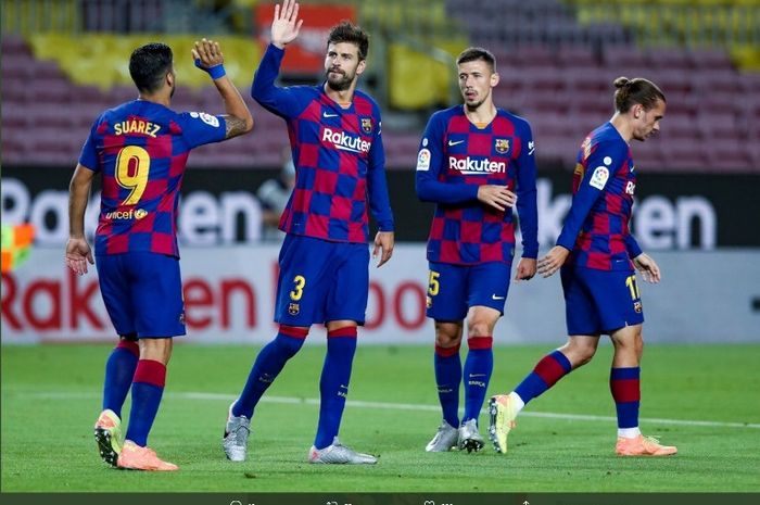 Striker Barcelona, Luis Suarez, dalam laga melawan Espanyol di Camp Nou, Rabu (8/7/2020).