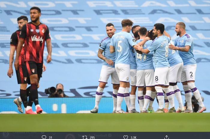 Para pemain Manchester City merayakan gol yang dilesakkan oleh David Silva ke gawang Bournemouth di laga pekan ke-36 Liga Inggris, Rabu (15/7/2020) atau Kamis dini hari WIB.