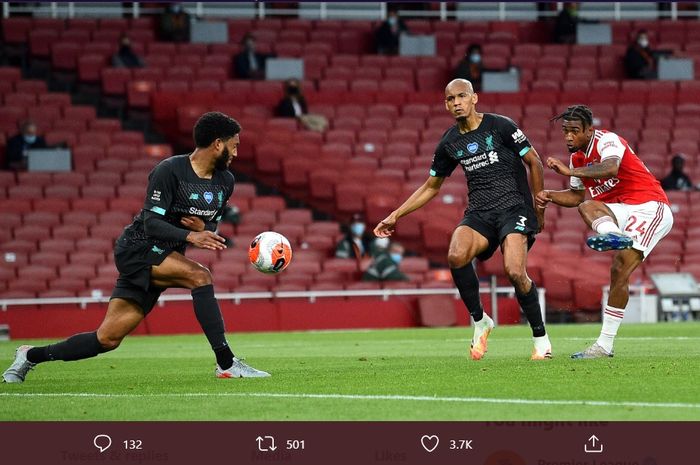 Reiss Nelson berhasil mencetak gol untuk Arsenal ketika menghadapi Liverpool pada laga pekan ke-36 Liga Inggris, Rabu (15/7/2020) waktu setempat.