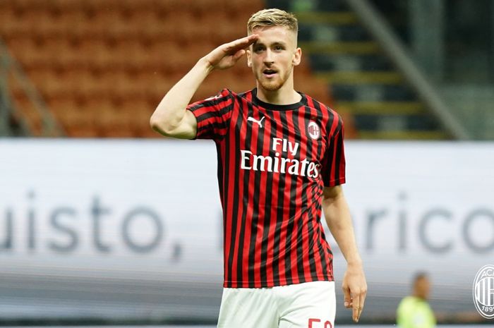 Winger AC Milan, Alexis Saelemaekers, sukses menjebol gawang Bologna dalam laga Liga Italia di Stadion San Siro, Sabtu (18/7/2020).