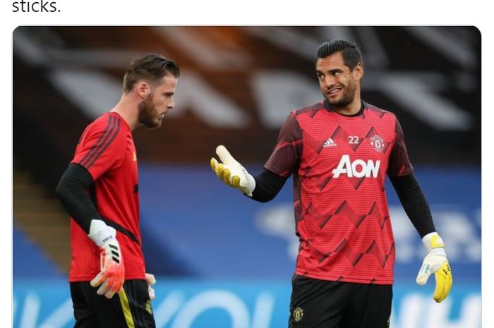 Dua kiper Manchester United, Sergio Romero (kanan) dan David de Gea.