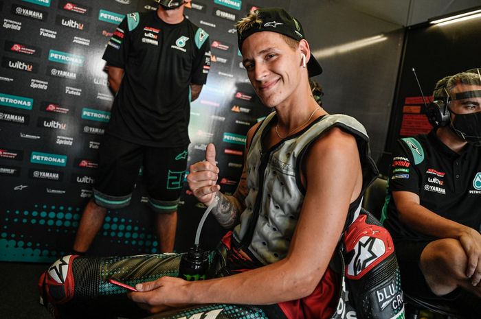 Pembalap Petronas Yamaha SRT, Fabio Quartararo berpose jelang MotoGP Andalusia 2020.