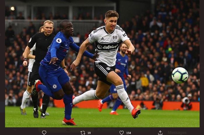 N'Golo Kante (kiri) beraksi dalam pertandingan Chelsea vs Fulham di Piala FA 2018-2019.