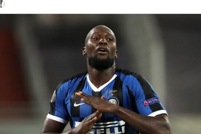 Selebrasi penyerang Inter Milan, Romelu Lukaku,  setelah mencetak gol ke gawang Shakhtar Donetsk dalam laga semifinal Liga Europa, Senin (18/8/2020) dini hari WIB.