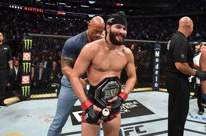 Jorge Masvidal saat memenangi sabuk BMF di UFC 244.