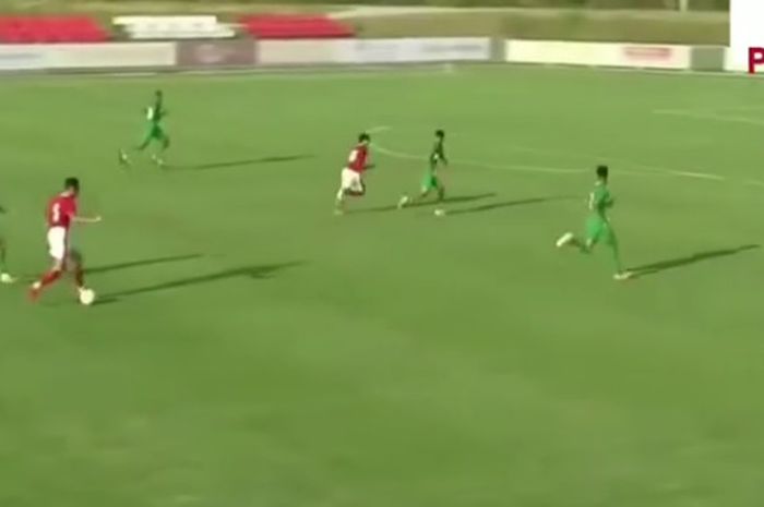 Proses terjadinya salah satu gol timnas U-19 Indonesia ke gawang timnas U-19 Arab Saudi, 11 September 2020