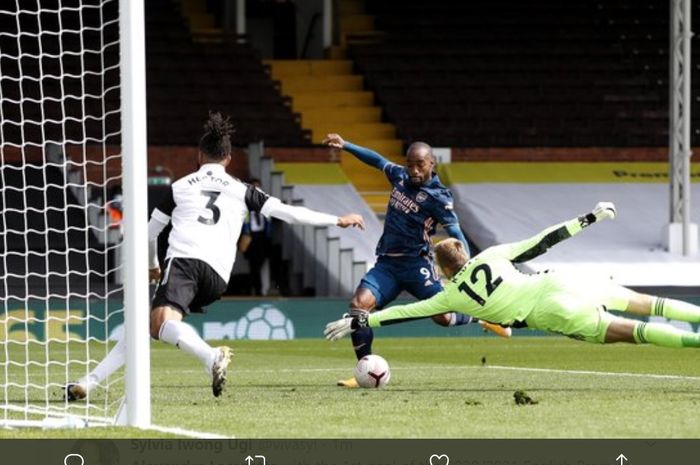 Striker Arsenal, Alexandre Lacazette, menjebol gawang Fulham pada laga pertama Liga Inggris 2020-2021, Sabtu (12/9/2020).