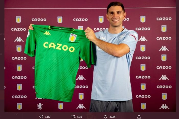 Emiliano Martinez resmi direkrut Aston Villa dari Arsenal.