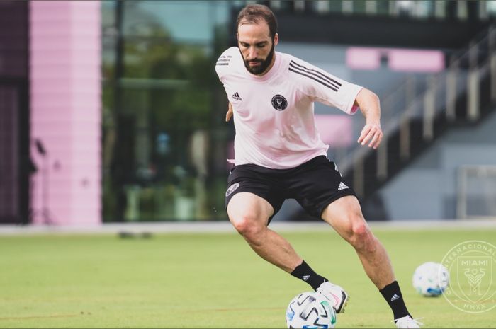 Gonzalo Higuain, sudah langsung berlatih bersama klub barunya, Inter  Miami.