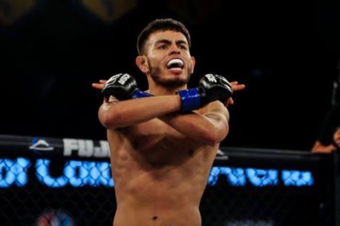 Brandon Royval, mengalahkan Kai Kara-France dalam duel kelas terbang di UFC 253, Minggu (27/9/2020) WIB.