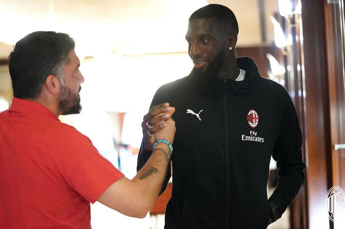 Tiemoue Bakayoko bersama Gennaro Gattuso di AC Milan 2018-2019.