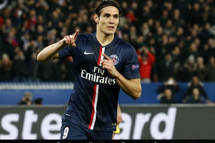 Edinson Cavani saat masih membela PSG dan melakukan selebrasi usai menjebol gawang Chelsea dalam ajang Liga Champions.