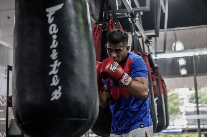 Petarung ONE Championship asal Indonesia, Eko Roni Saputra.