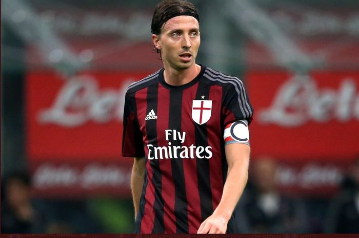 Eks gelandang tengah AC Milan, Riccardo Montolivo.