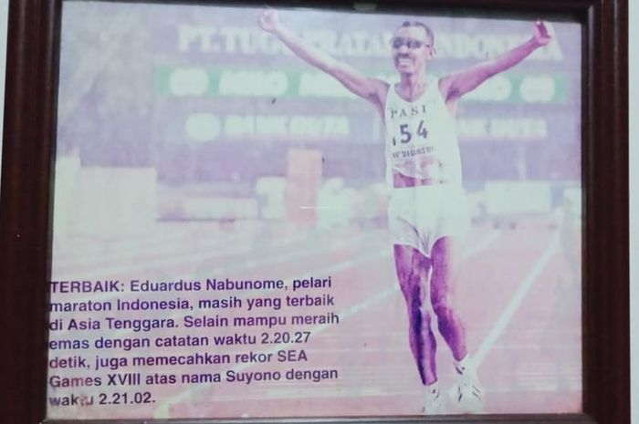 Mantan pelari jarak jauh Indonesia, Eduardus Nabunome.