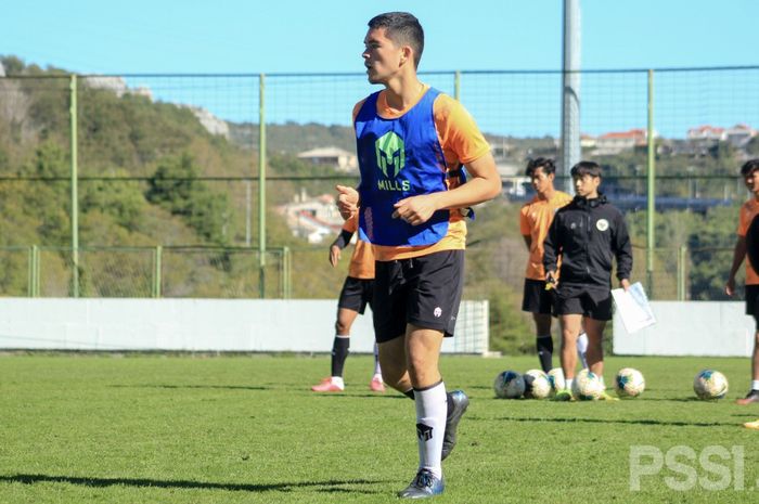 Amunisi Baru Timnas U-19 Indonesia, Kelana Noah Mahesa, sudah mengikuti latihan bersama skuat Garuda muda di Kroasia.