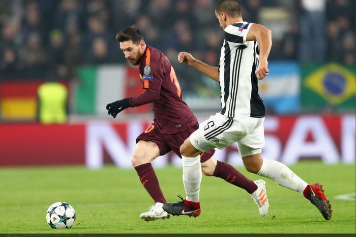 Megabintang Barcelona, Lionel Messi, mempunyai kesempatan mengejar megabintang Juventus, Cristiano Ronaldo, dalam laga Grup G Liga Champions, Rabu (28/10/2020).