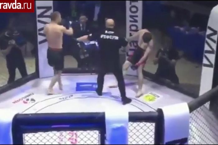 Vyacheslav Ptitsyn membuat Vyacheslav Raslovets KO berdiri.