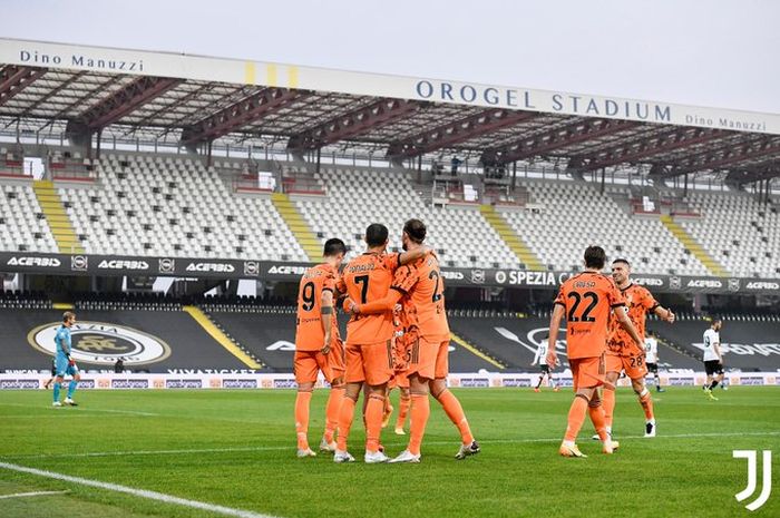 Cristiano Ronaldo usai mencetak gol ke gawang Spezia di Orogel Stadium-Dino Manuzzi pada pekan ke-6 Liga Italia, Minggu (1/11/2020).