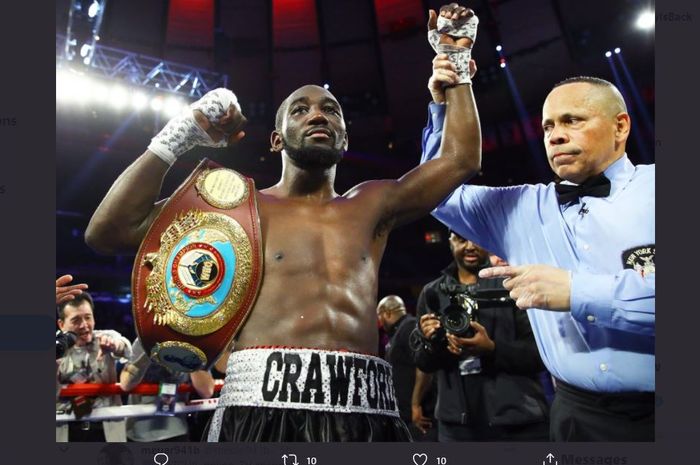 Selebrasi Terence Crawford usai mengalahkan Kell Brook, Minggu (15/11/2020)