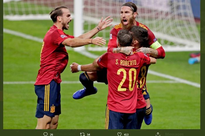 Sergi Roberto ikut merayakan gol timnas Spanyol ke gawang Jerman dalam partai UEFA Nations League 2020-2021.