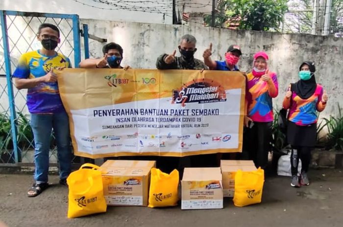 Pemberian Sembako Alumni ITB 1987 kepada insan olahraga