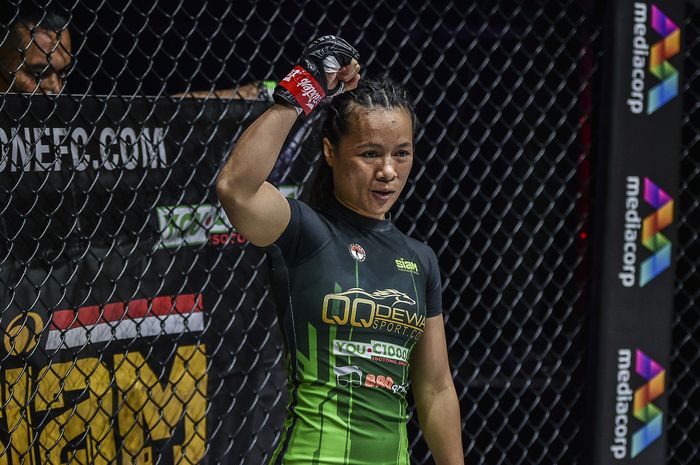 Petarung ONE Championship asal Indonesia, Priscilla Hertati Lumban Gaol.