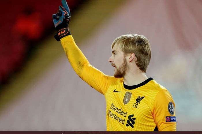 Kiper muda Liverpool, Caoimhim Kelleher, dalam laga kontra Ajax Amsterdam pada Selasa (1/12/2020).