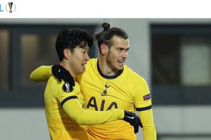 Dua penyerang Tottenham Hotspur, Son Heung-Min dan Gareth Bale, merayakan gol yang dicetak ke gawang LASK dalam laga Grup J Liga Europa di Stadion der Stadt Linz, Kamis (3/12/2020).