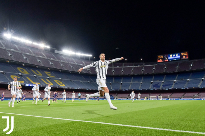 Cristiano Ronaldo sah menjadi manusia paling tajam di Camp Nou setelah mengalahkan Lionel Messi dan Barcelona.