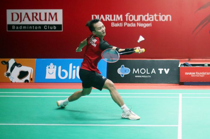 Pebulutangkis PB Djarum, Ihsan Maulana Mustofa, bertanding di final Liga PB Djarum 2020 di nomor Tunggal Putra U19 &amp; Dewasa. Liga internal ini digelar di GOR Djarum, Jati, Kudus, Jawa Tengah, Minggu (13/12/2020).